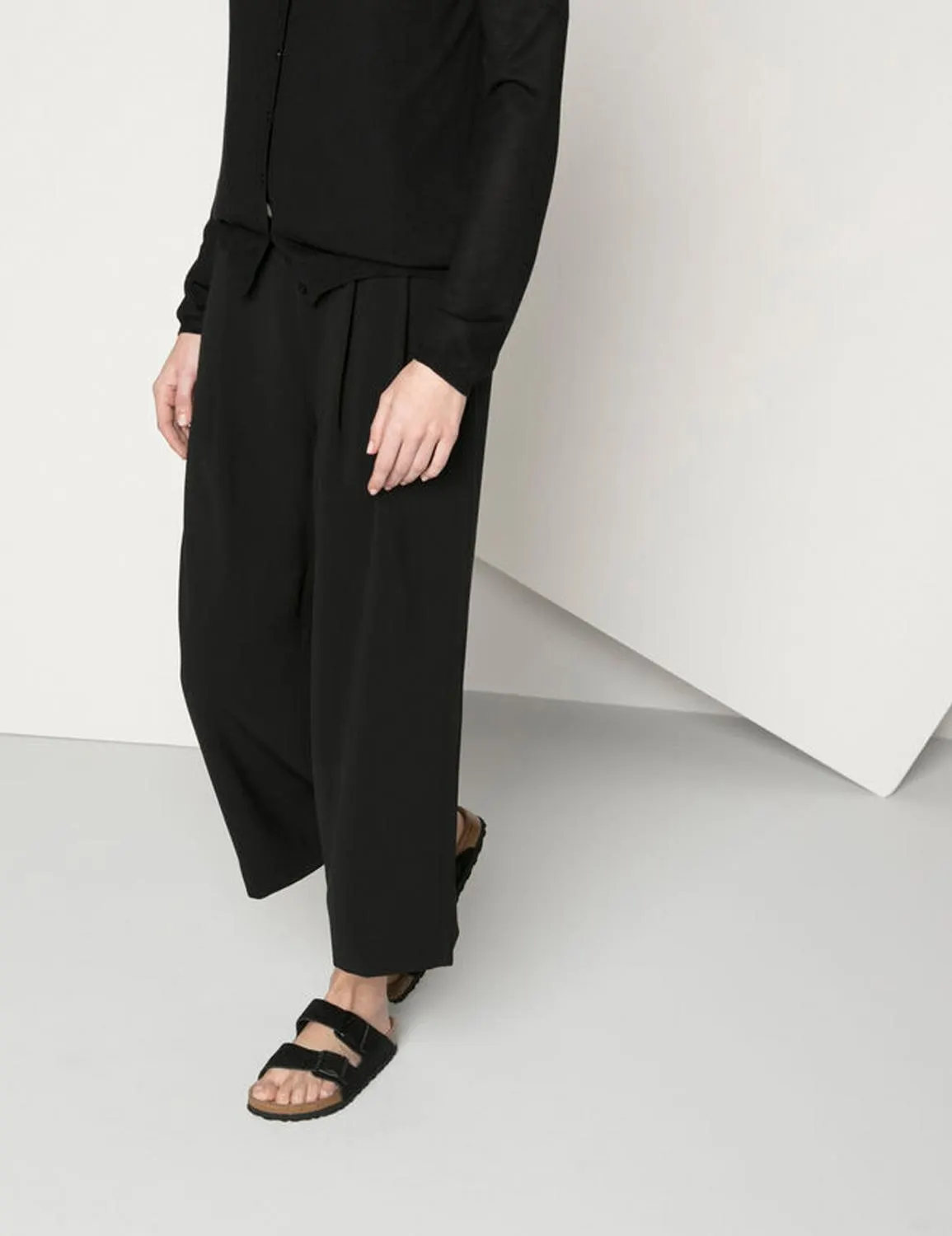 Arizona Soft Footbed Suede Leather Black