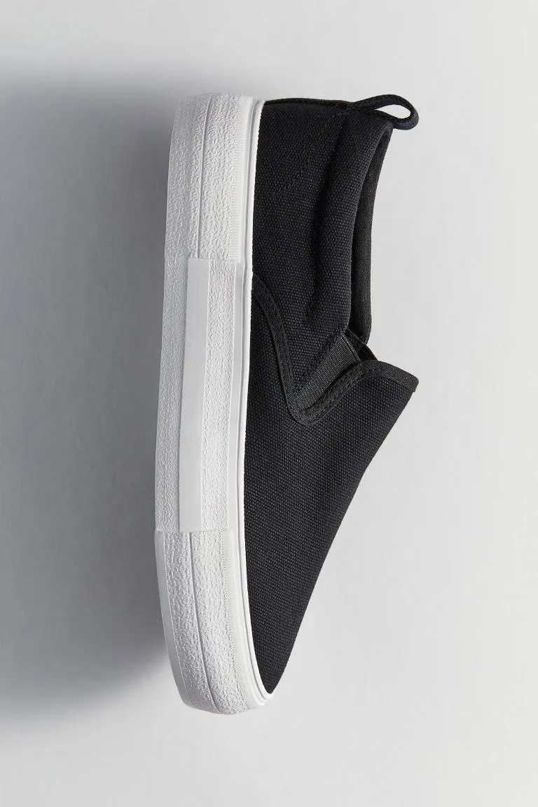 Slip on-sneakers