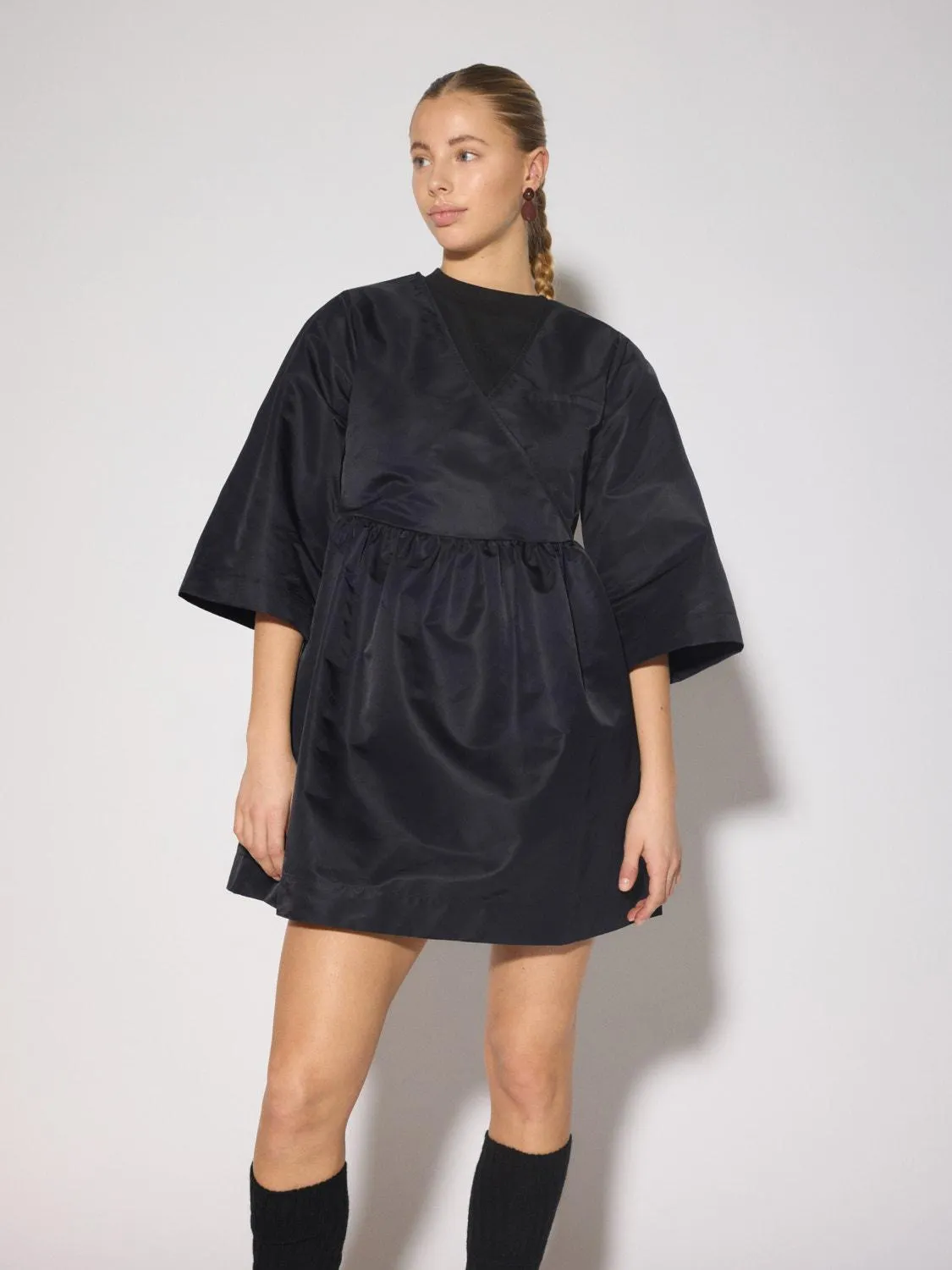 SOMETHINGNEW X RECYCLED NYLON kjole