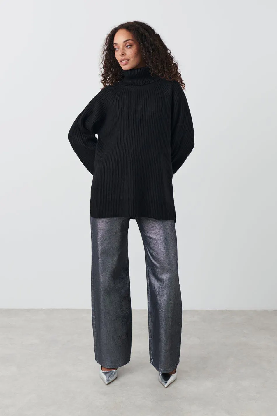 Roll-neck knitted sweater