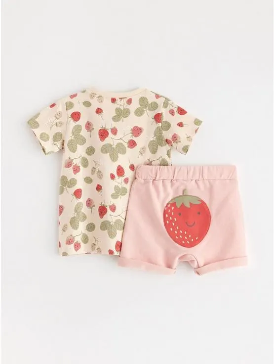 Sett - Topp og shorts