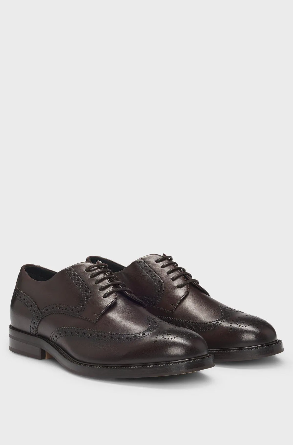 Dressletic Italian-made Derby shoes in leather