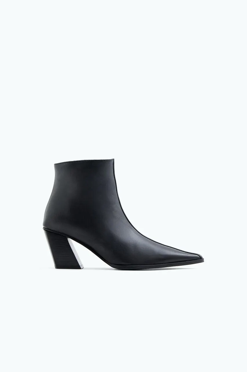 Pointy Ankle Boots Black Nappa