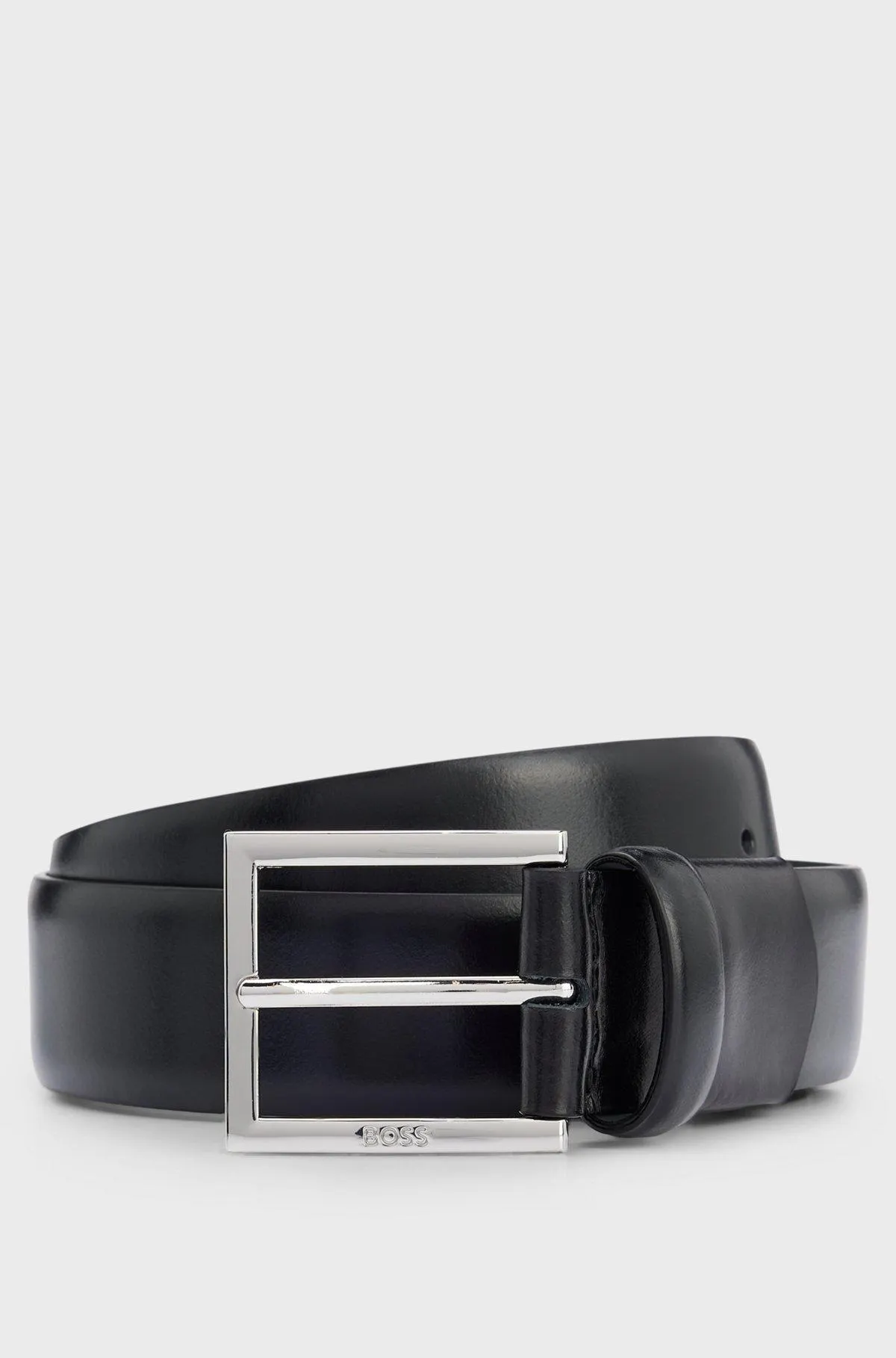 Dressletic leather belt with concealed elasticated section