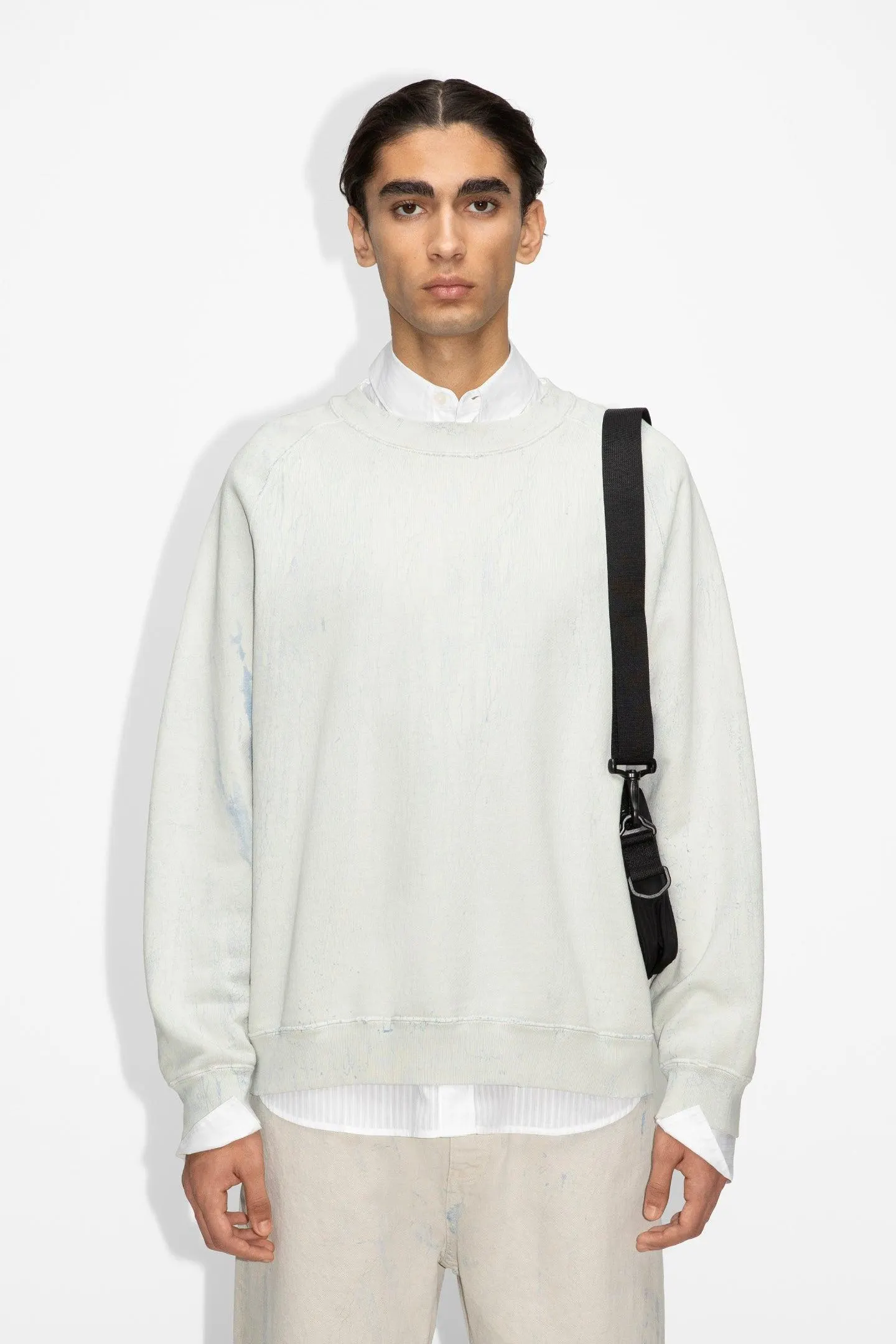 Raglan Sleeve Sweatshirt