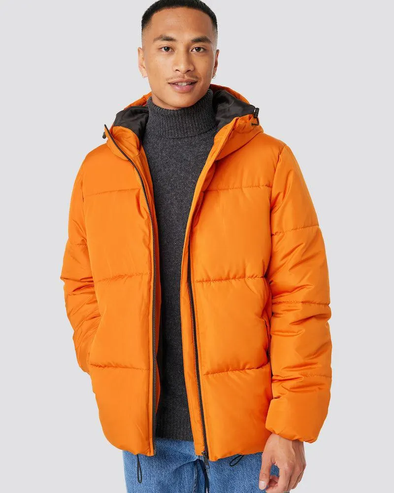 Pufferjakke med hette