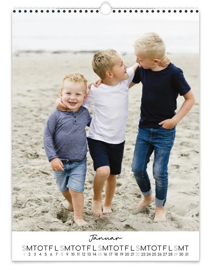 Veggkalender | Stor (A3) | Skrift hvit 1