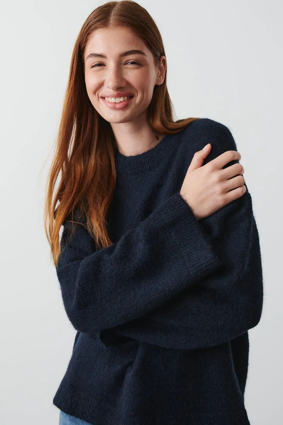 Crew neck knitted sweater