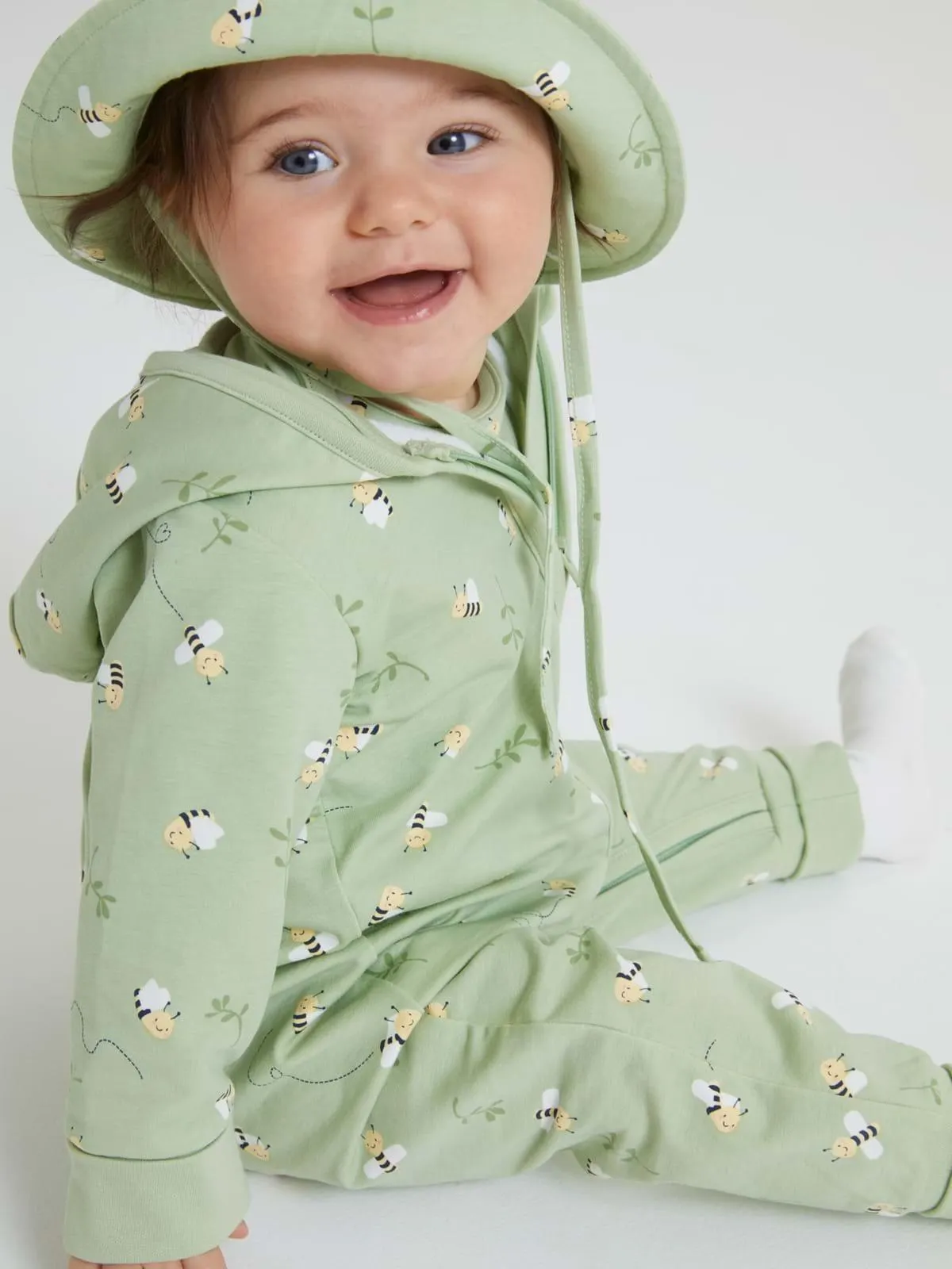 Dress med børstet innside bier