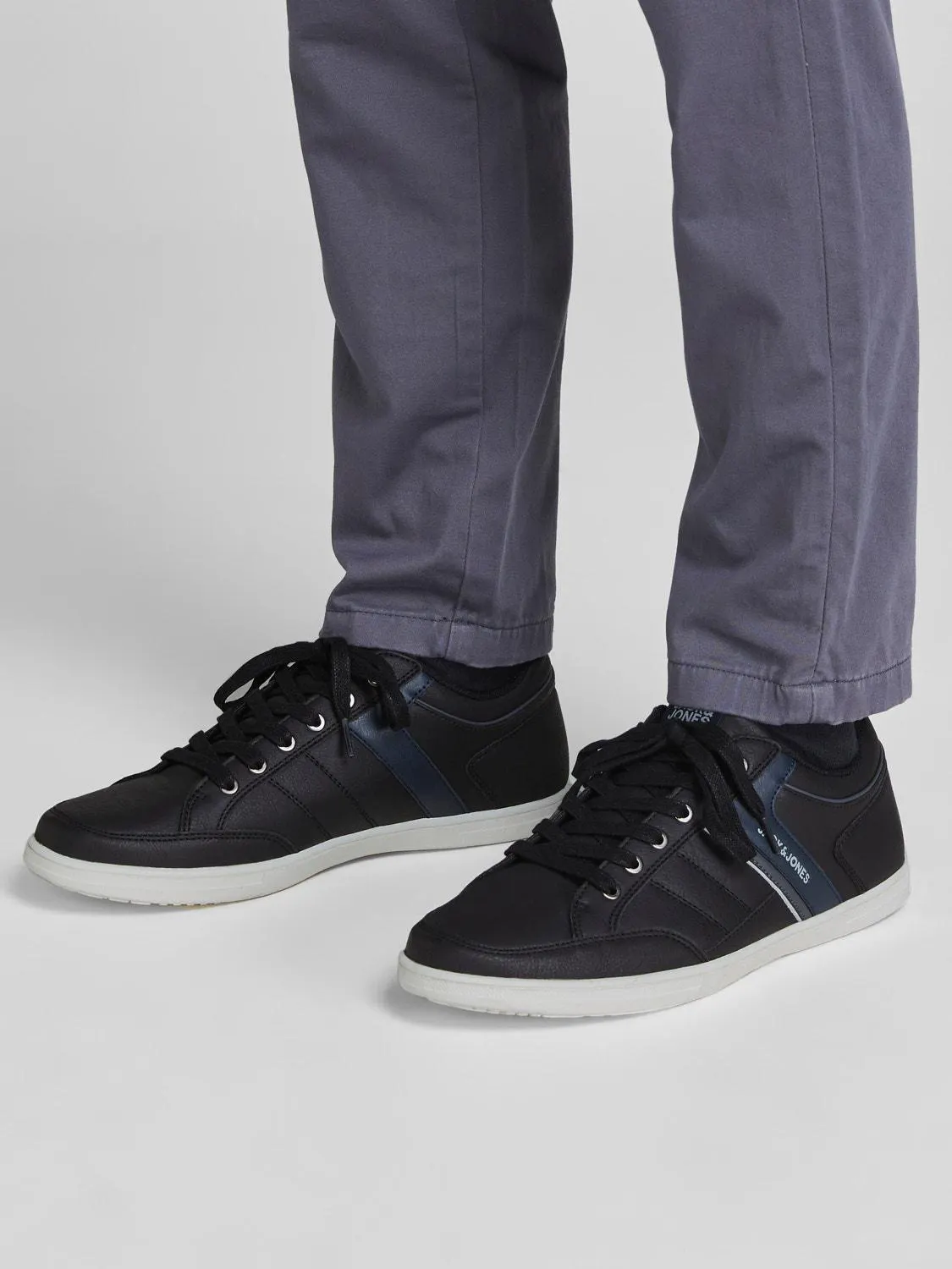 Polyester Sneaker
