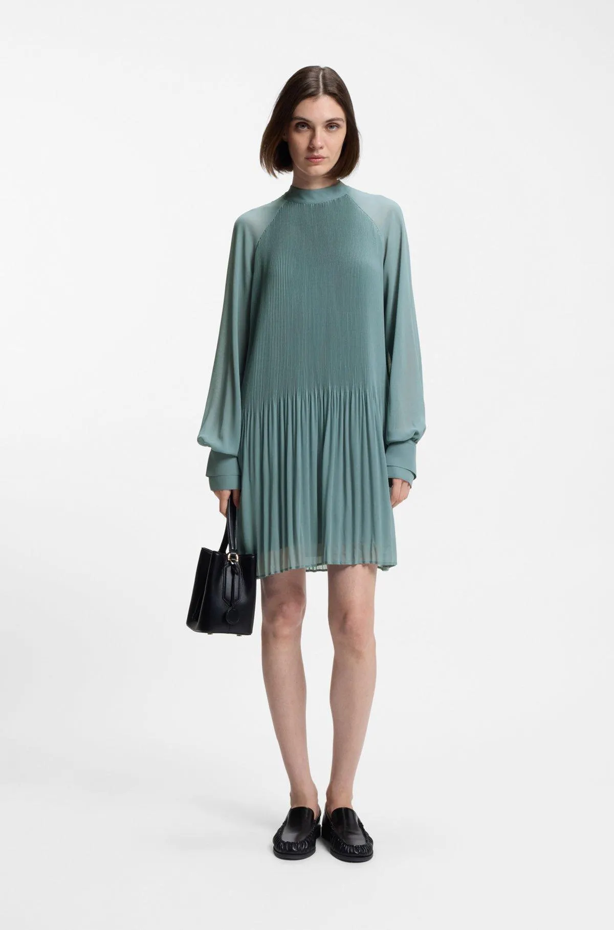 Plissé dress with sheer sleeves
