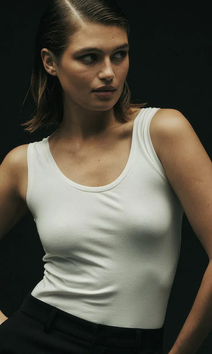 Singlet i bomull med brede stropper