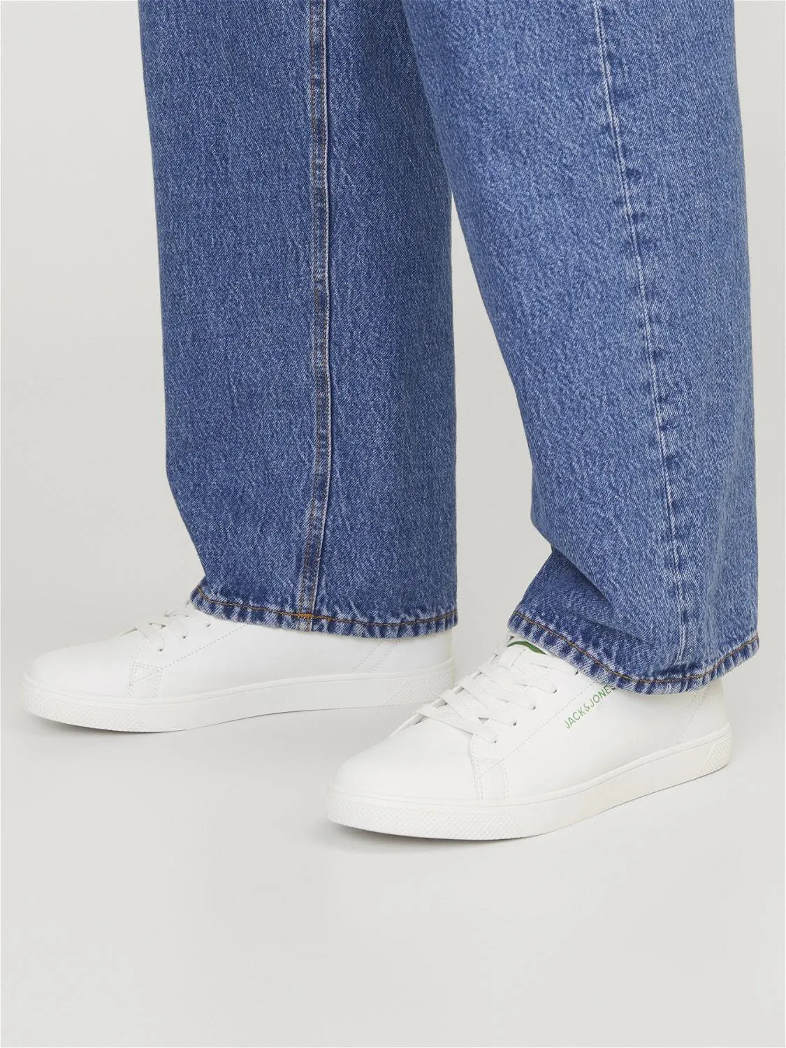 Polyester Sneaker