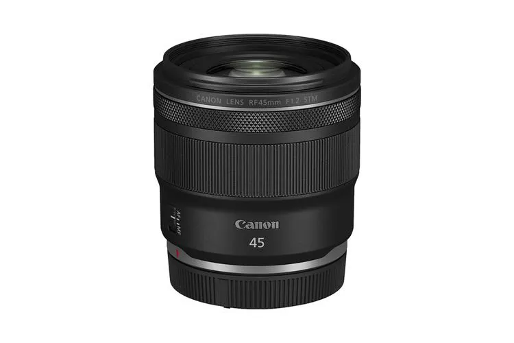 Canon RF 45mm f/1.2 STM