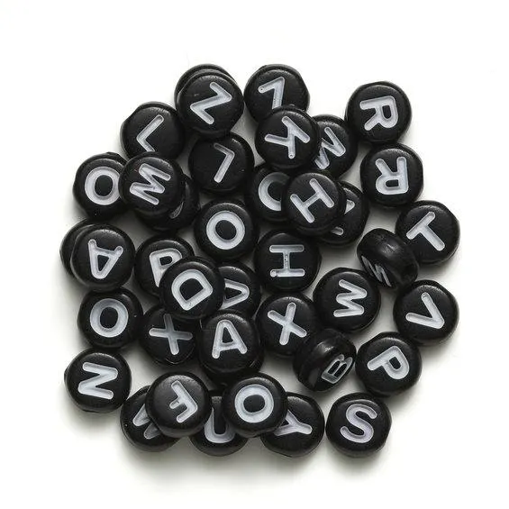 Bokstavperler svart 130 stk.