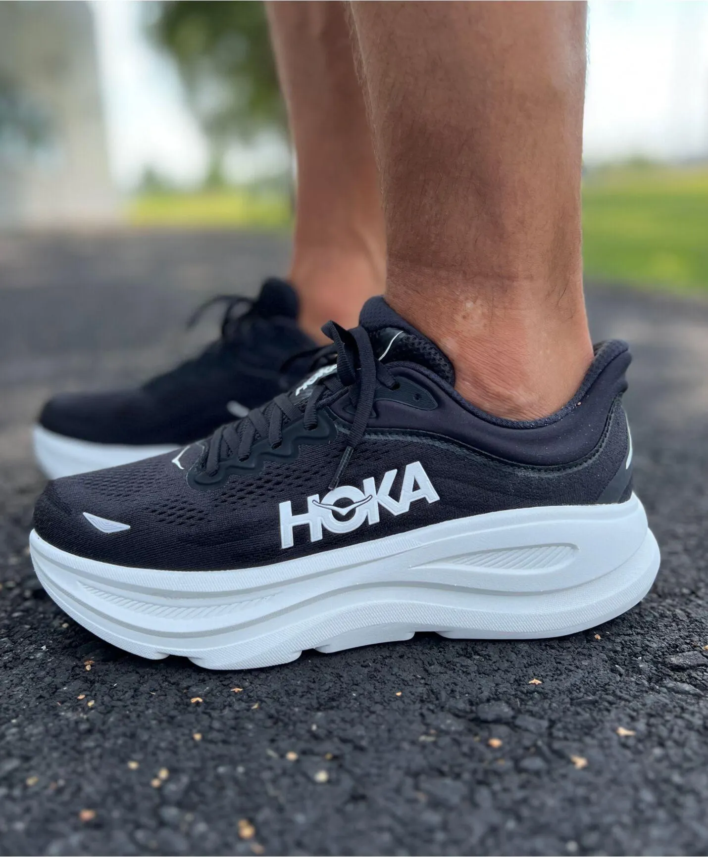 Hoka Men BONDI 9