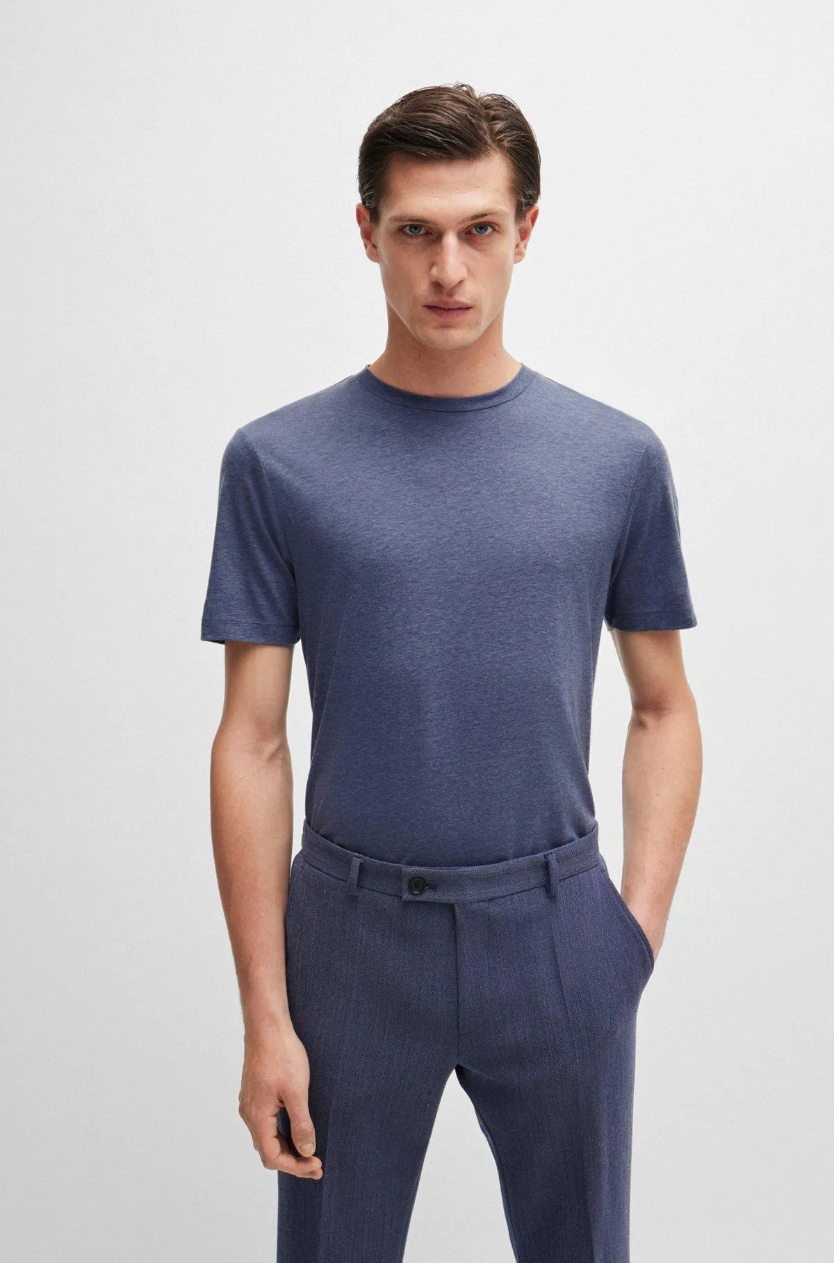 Slim-fit T-shirt in performance fabric