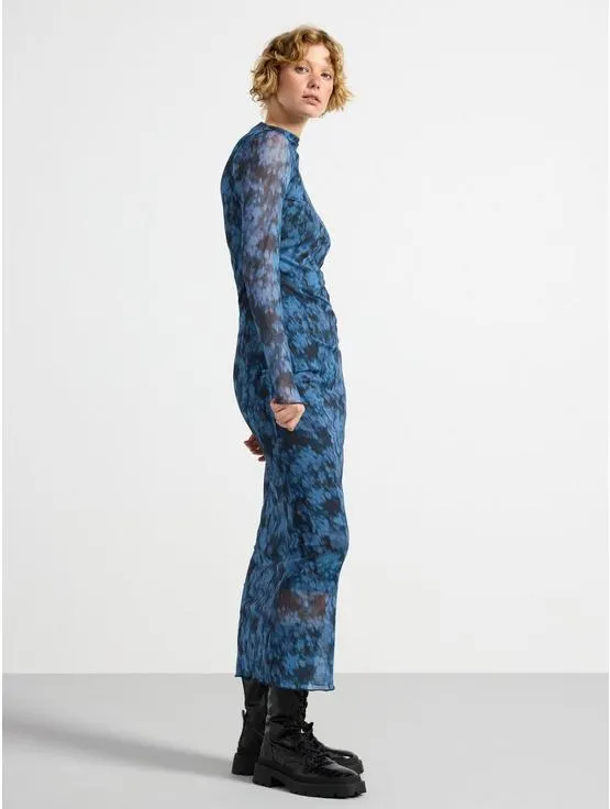 Maxi šaty ze síťoviny