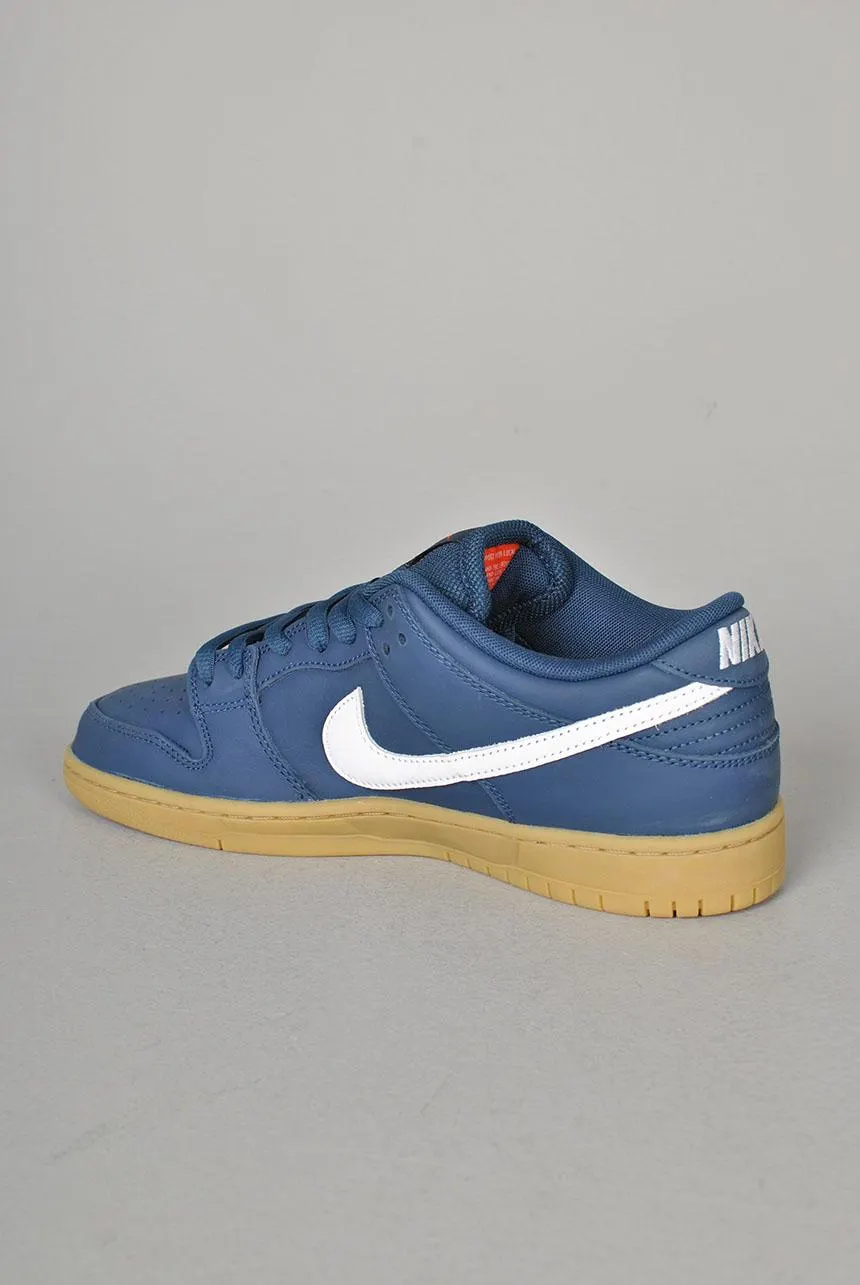 Nike SB Dunk Low Pro ISO