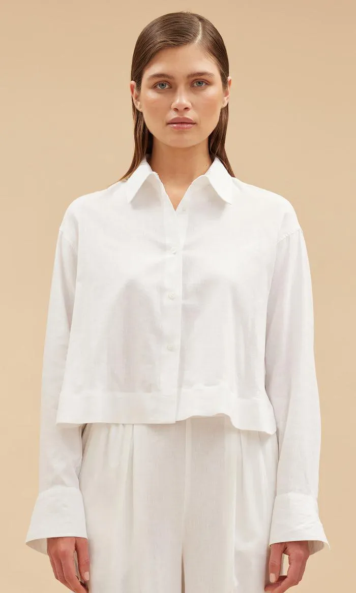 Cropped skjorte i linblanding