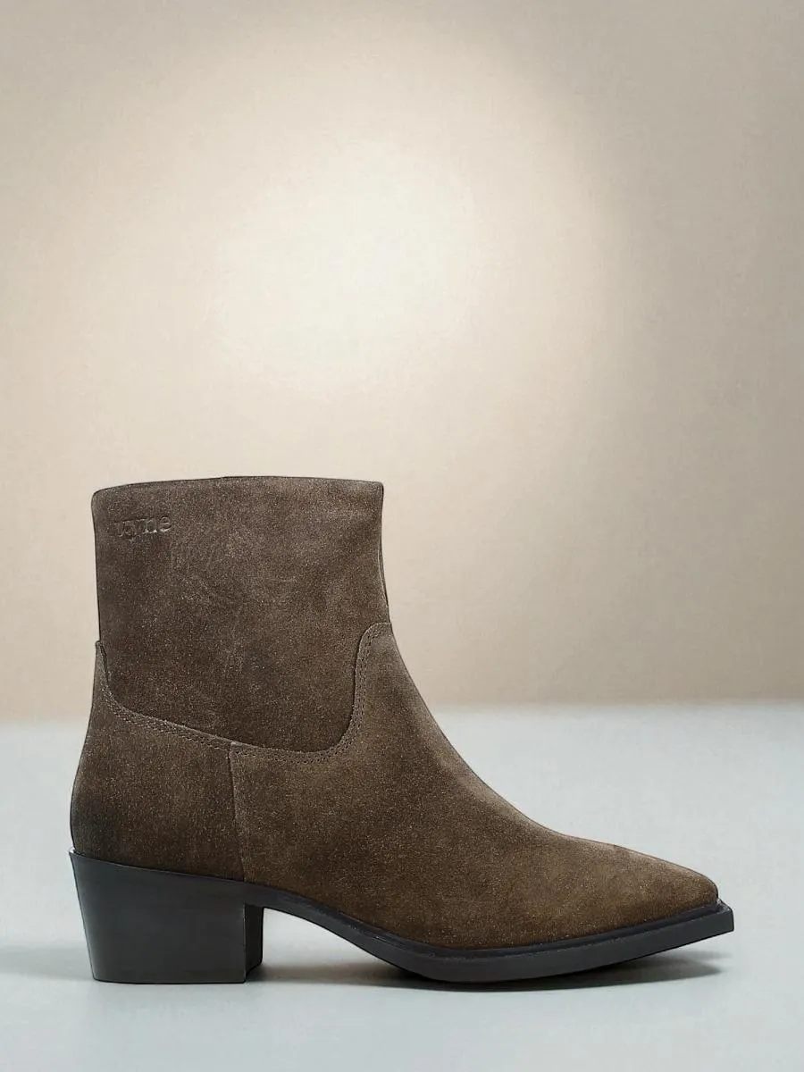 Lucca Suede Western Boots