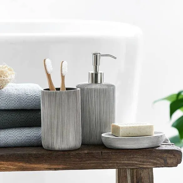 Wyatt Bathroom Accessories