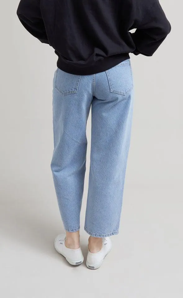 Wide Leg Cropped Jeans