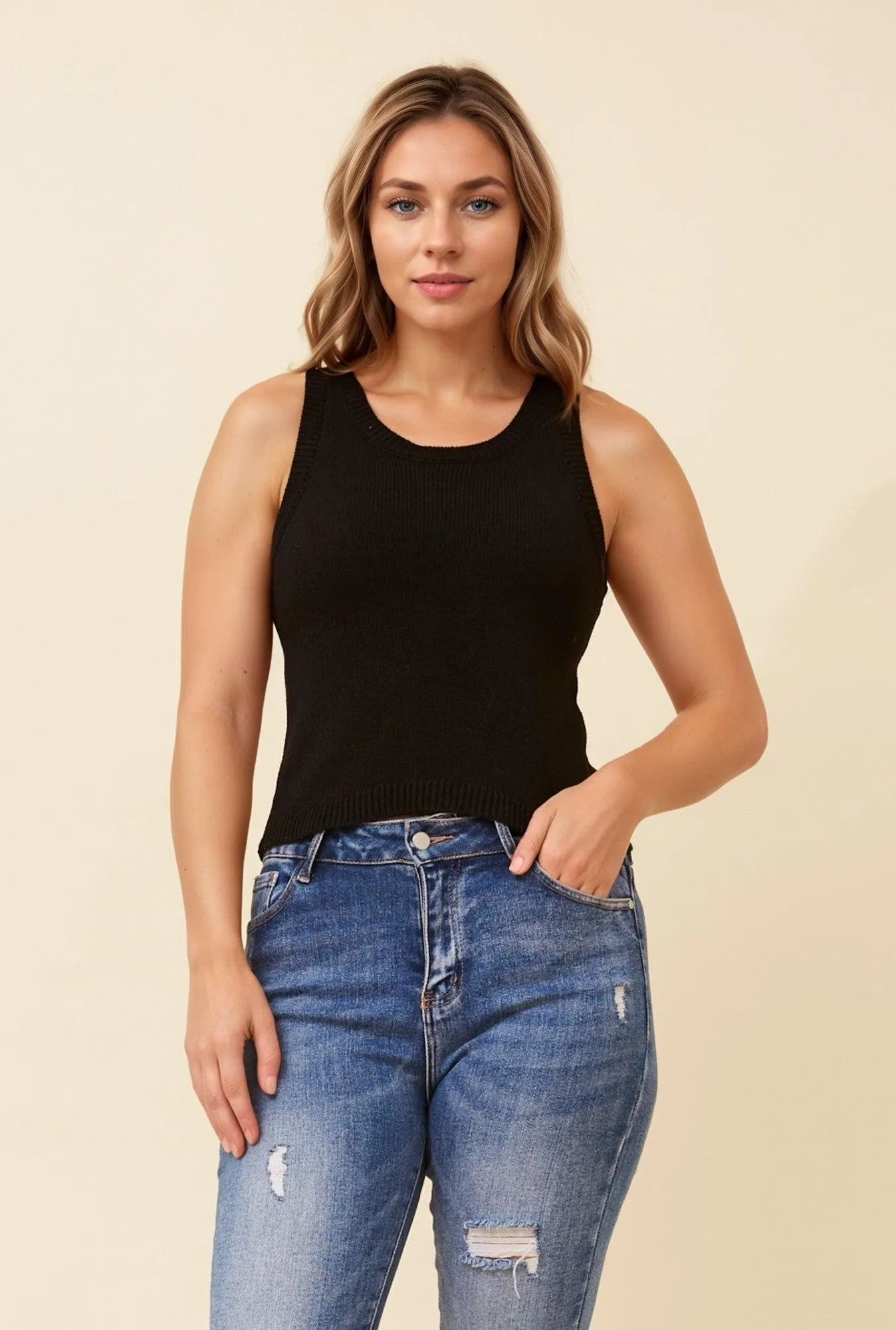 HARIKA SOLID KNIT VEST