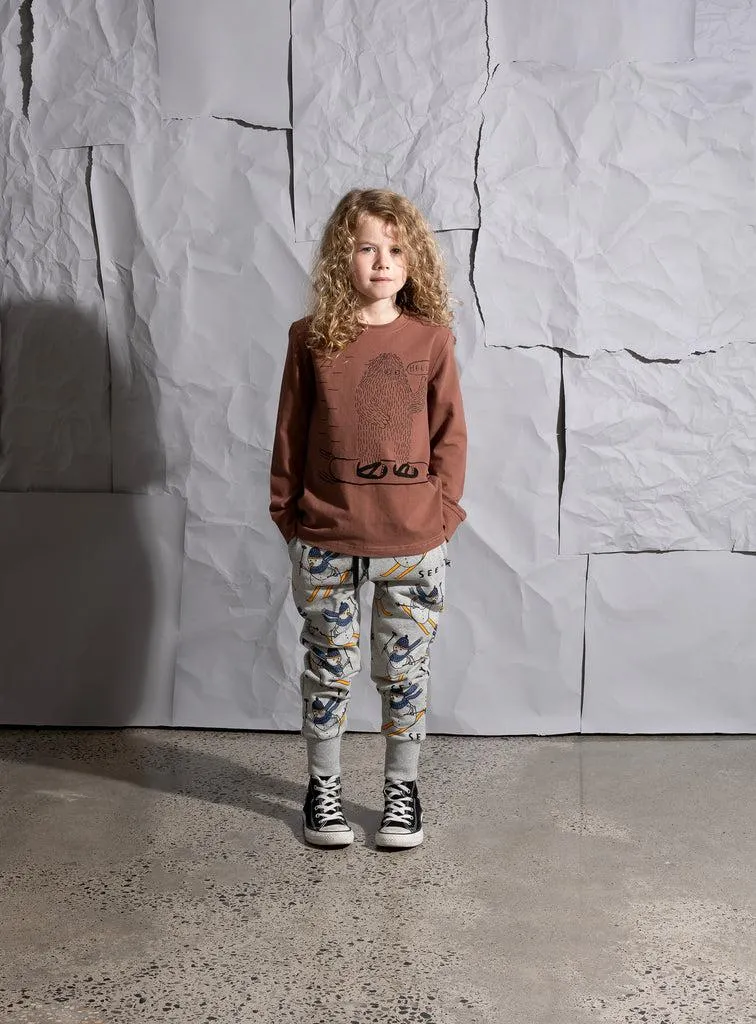 Minti Boarding Bigfoot Tee