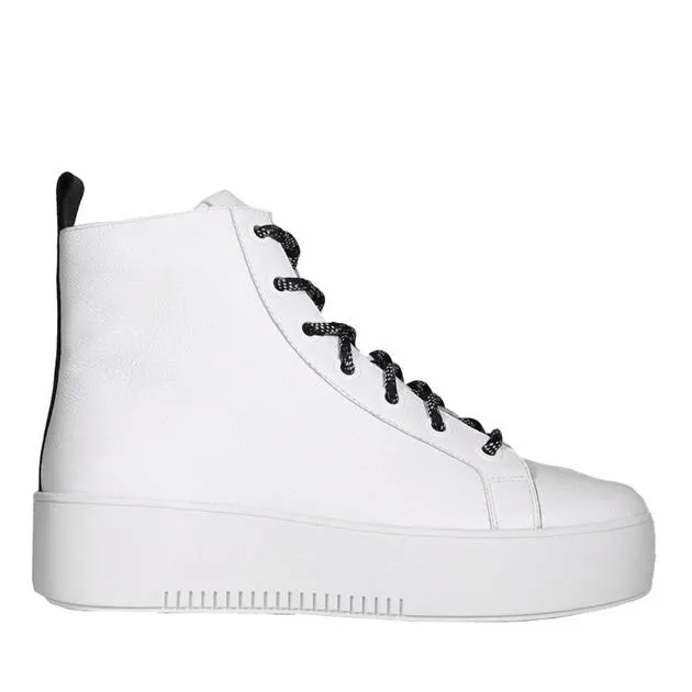 Minx Harlow Sneaker