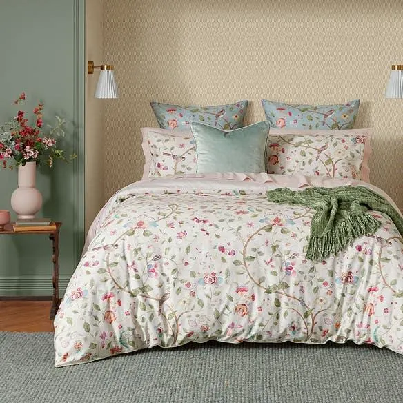 Arils Garden Quilt Cover