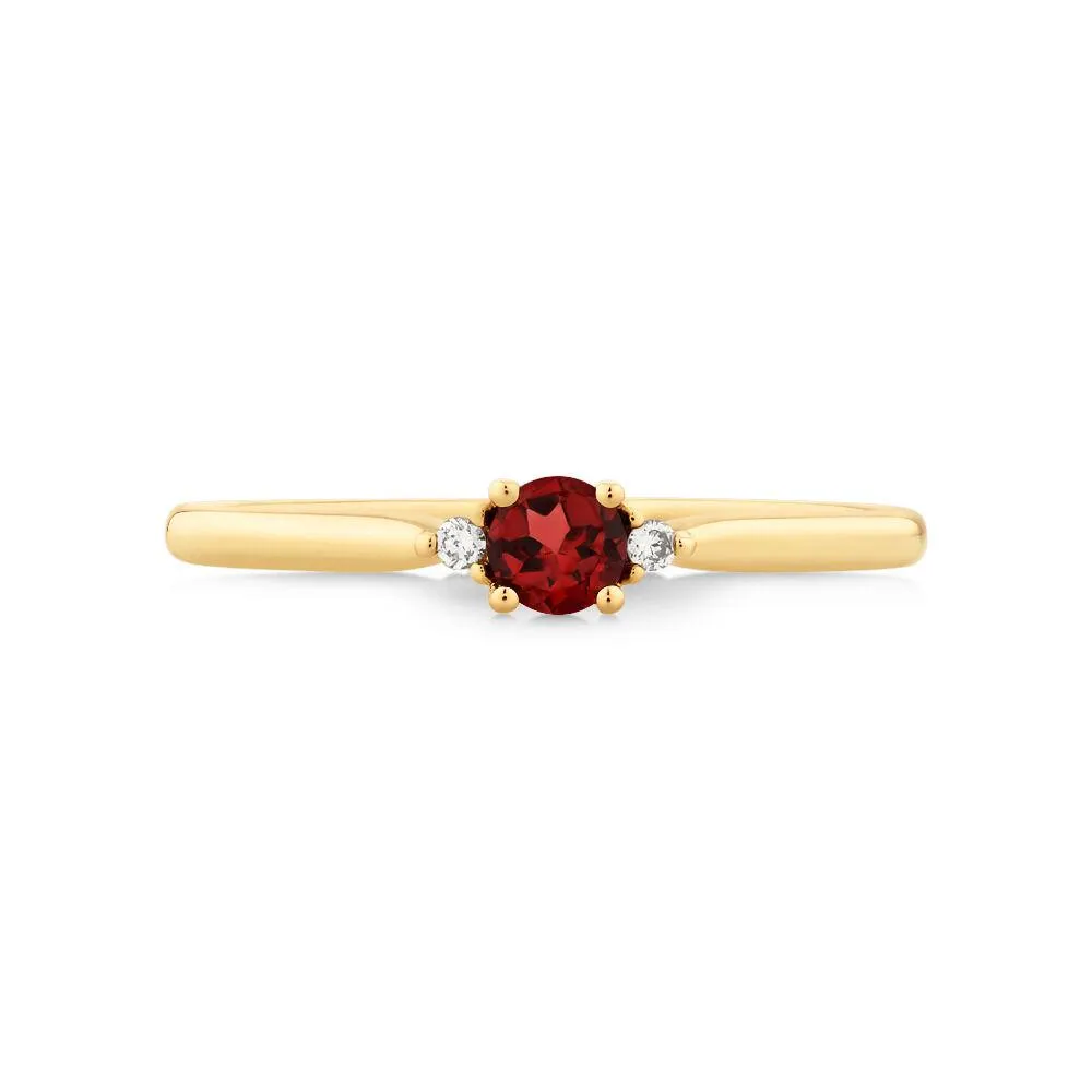 3 Stone Ring with Garnet & Diamonds in 10kt Yellow Gold