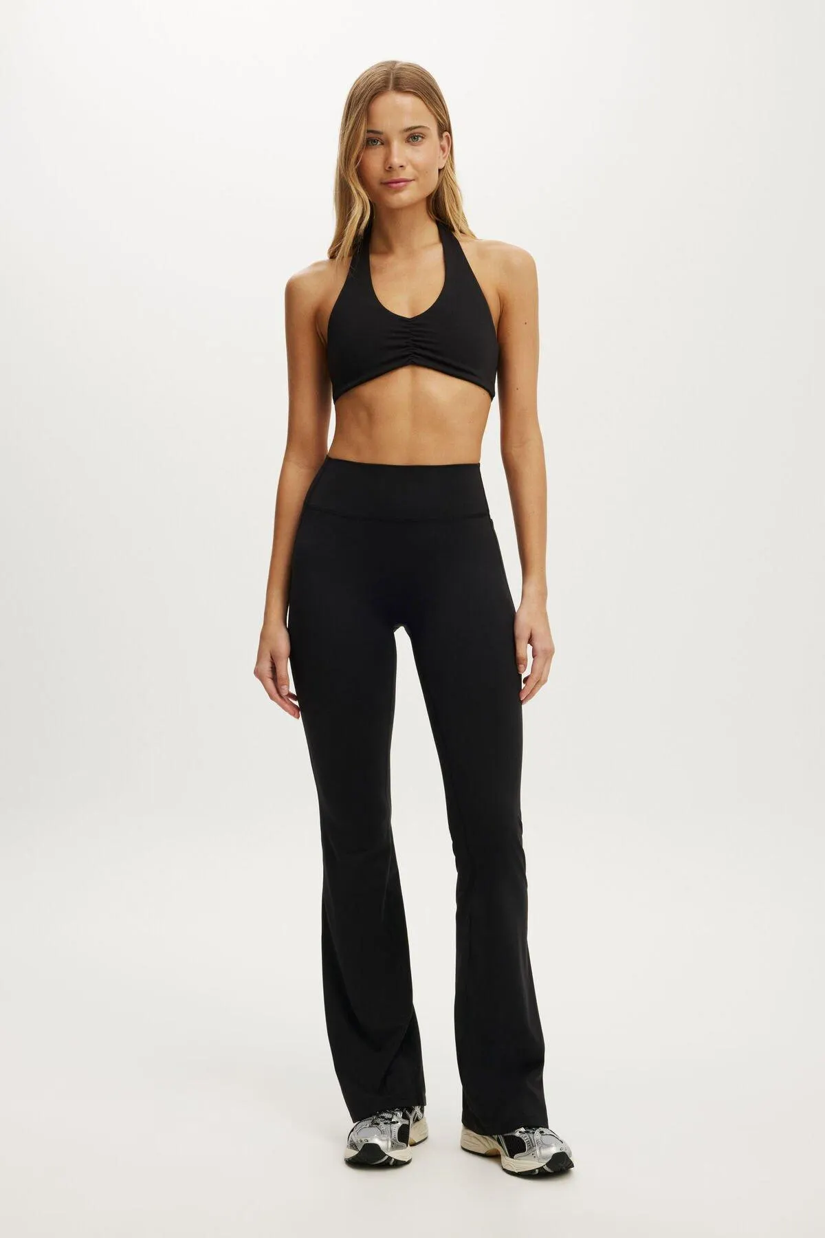 Ultra Luxe Invisible Scrunch Flare