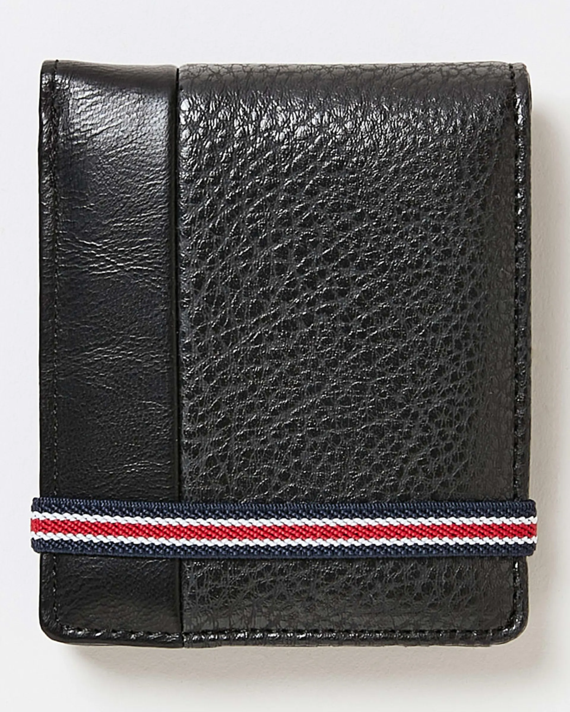Splice Wallet with Strap