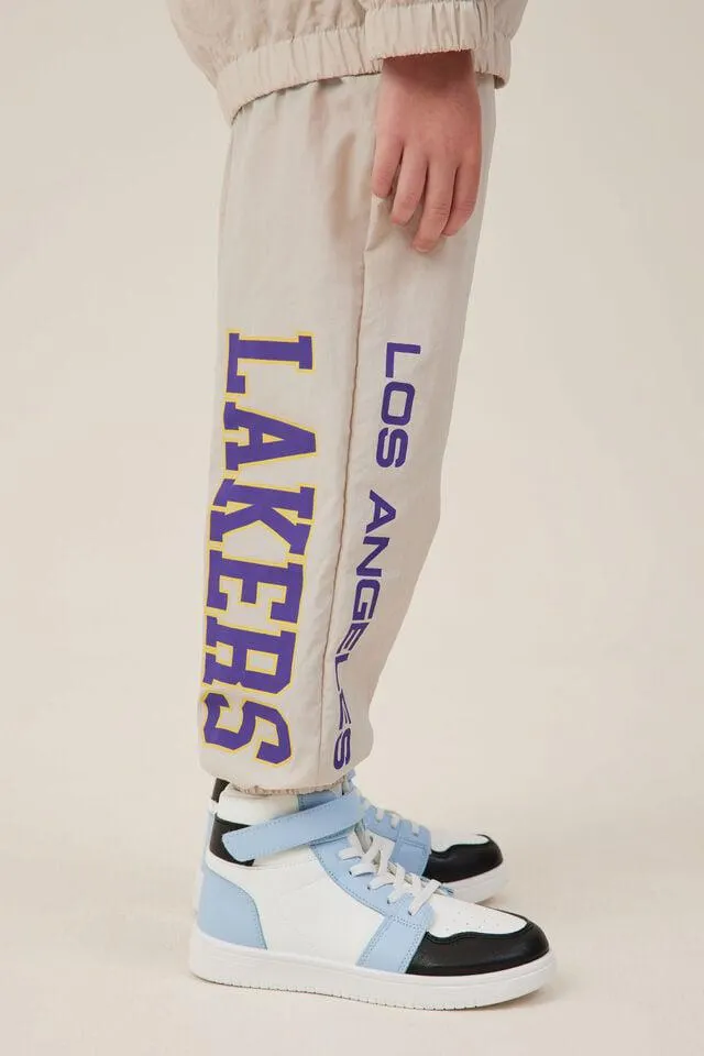 License Spray Pant