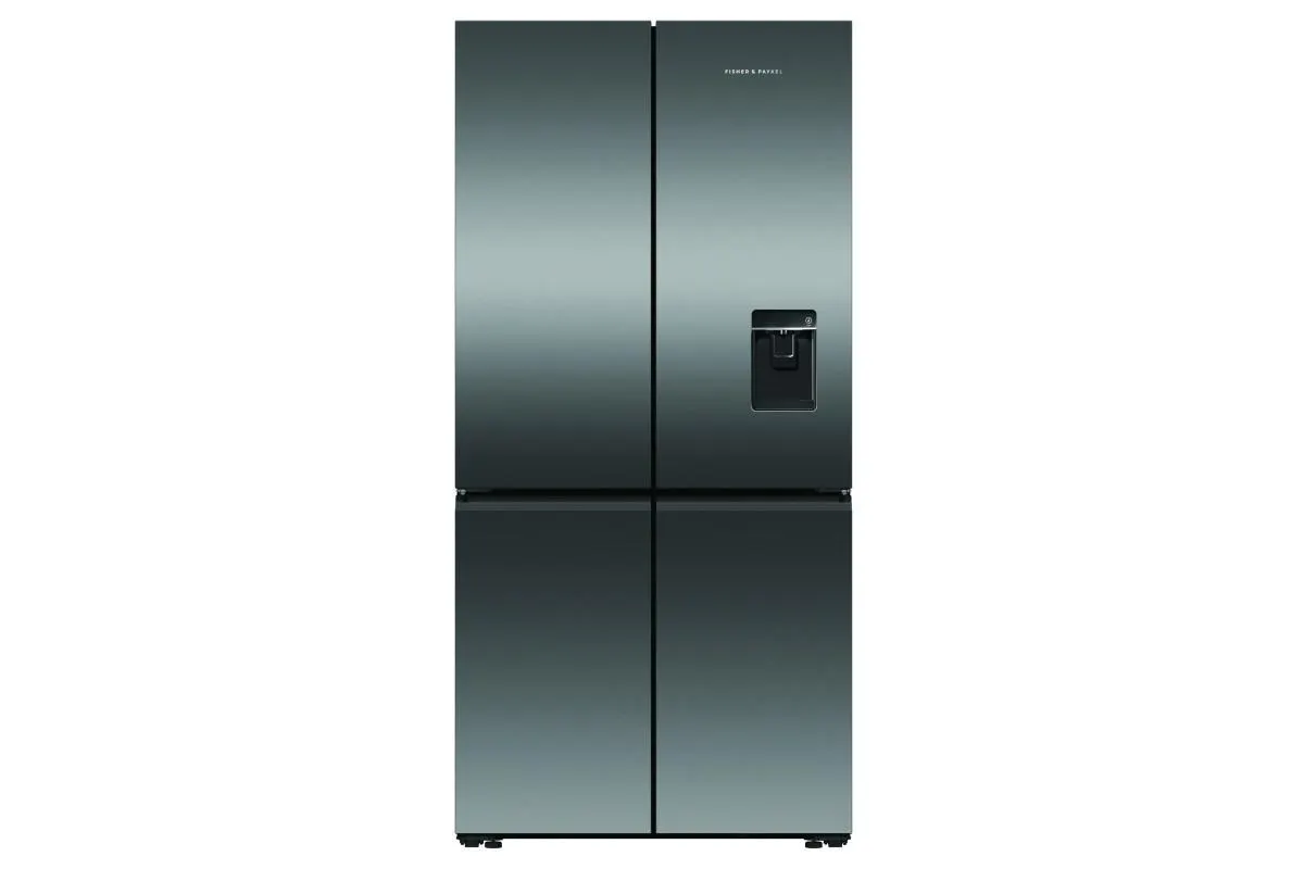 Fisher & Paykel 690L Quad Door Ice & Water Refrigerator