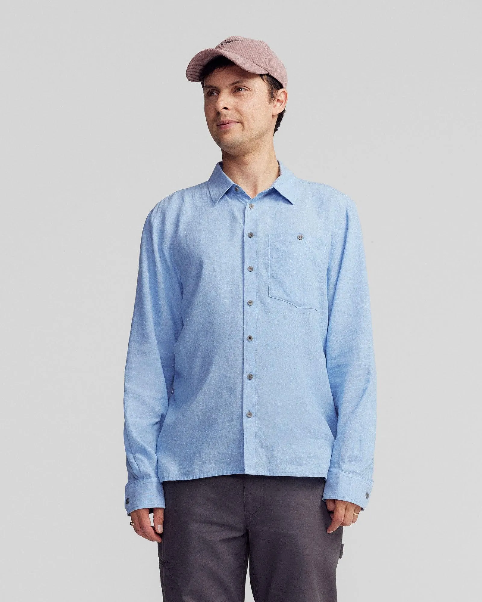 Men’s Weekend Natural Long Sleeve Shirt - Washed Peri Chambray