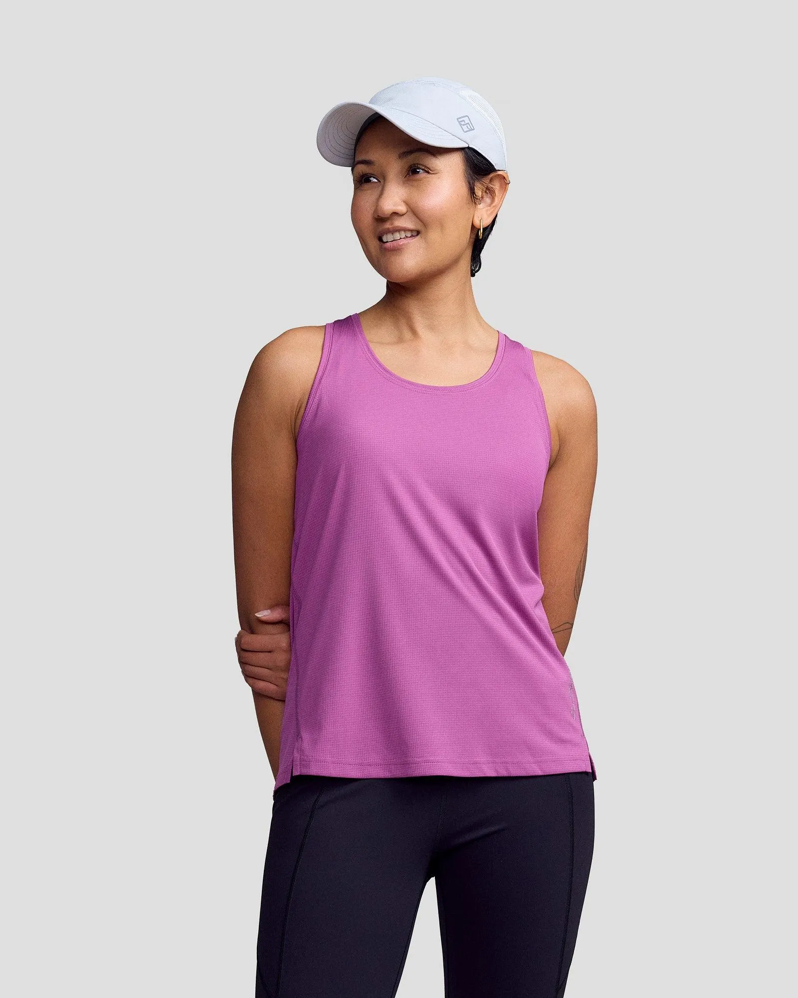 Women's Seeker Tank - Washed Berry