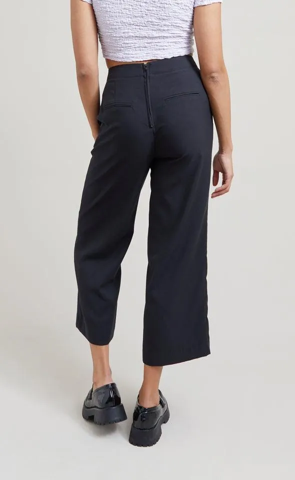 Flat Front Tailored Cropped Pants