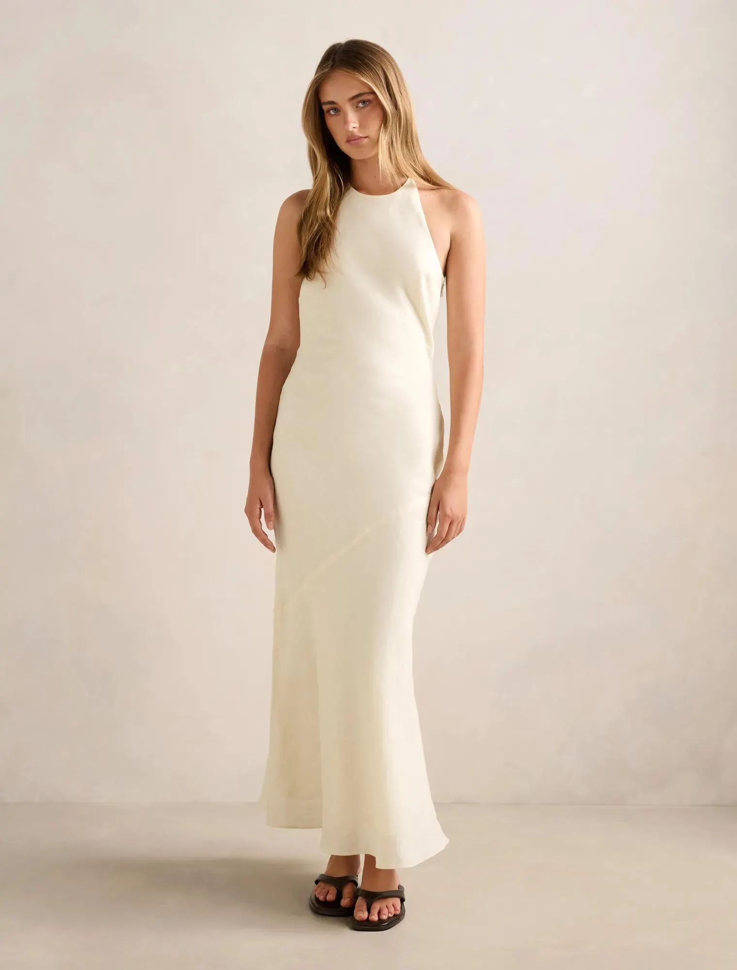 Primmy Halter Neck Linen Maxi Dress