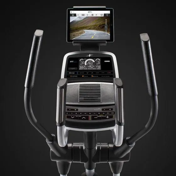 Space Saver SE7i Elliptical Crosstrainer - Floor model available at Wairau (Auckland) only