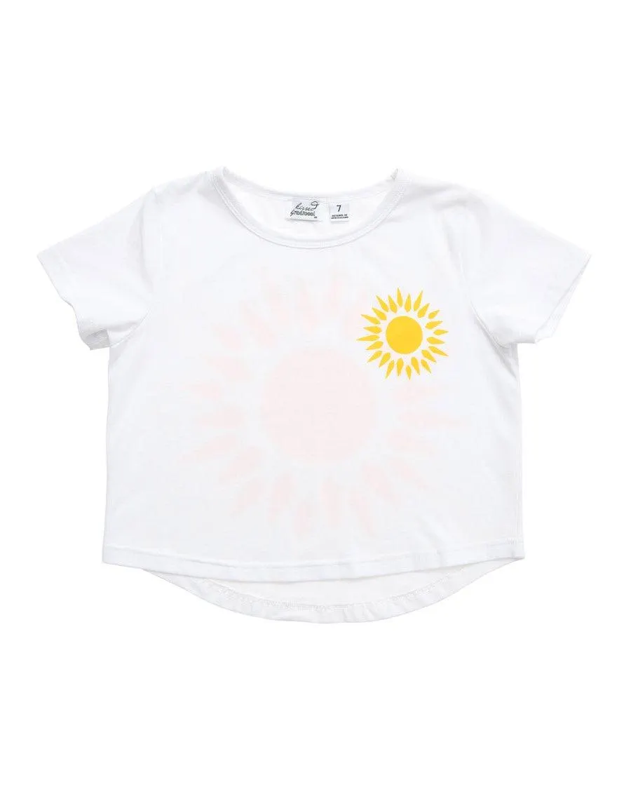KISSED BY RADICOOL Sunny Crop Tee