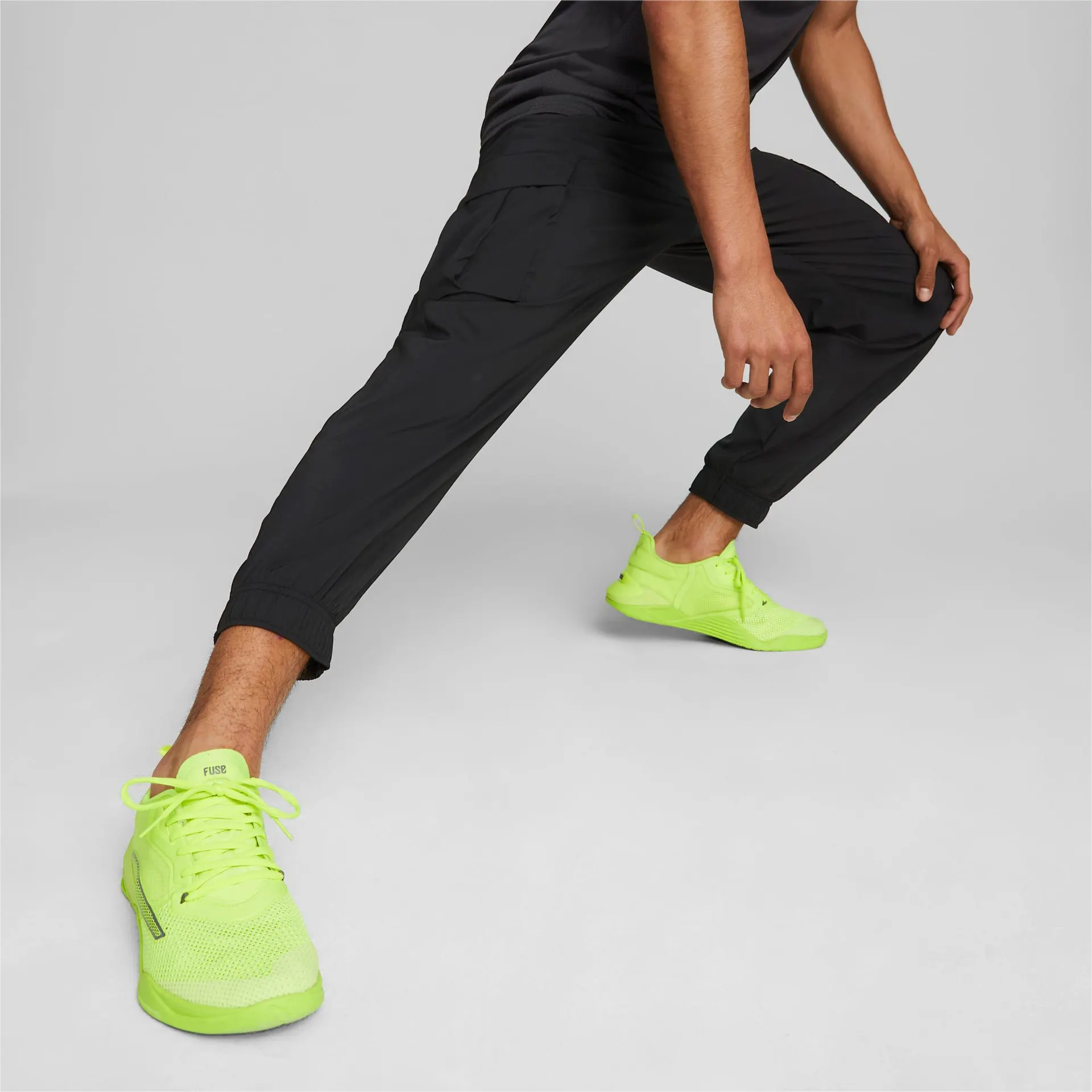 Favourite Men's Woven Training Cargo Pants