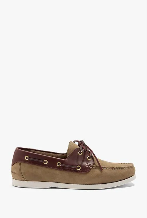 Flynn Spliced Boat Shoe