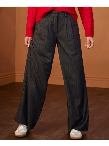 Women's Tailored Pinstripe Pants in Charcoal Stripe