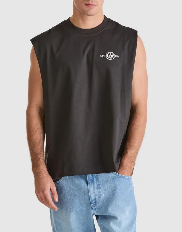 World Box Muscle Tee