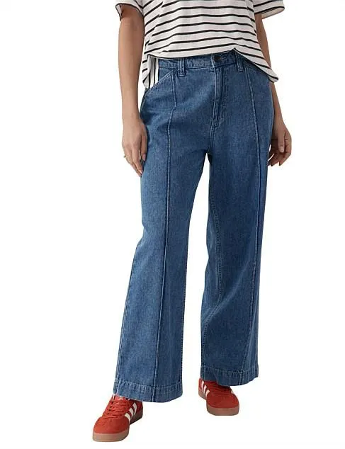SOFT WIDE LEG JEAN
