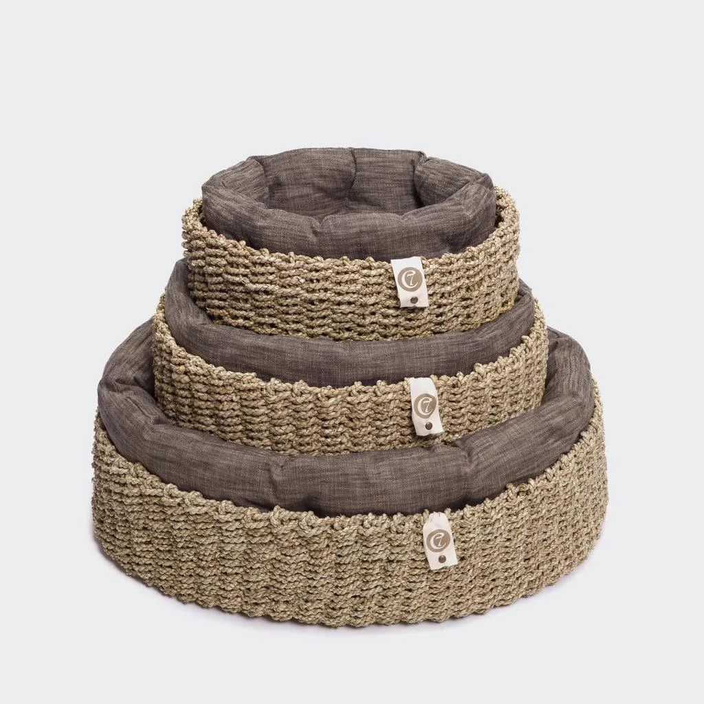 Dog Basket Lazy Maple from Cloud 7