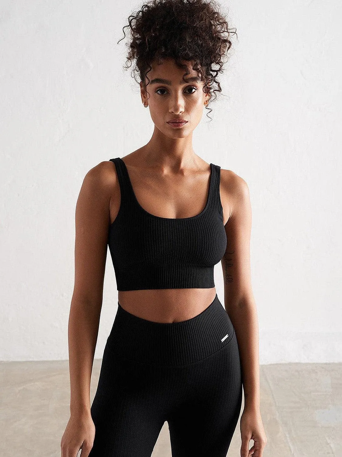 Black Ribbed Seamless Bra