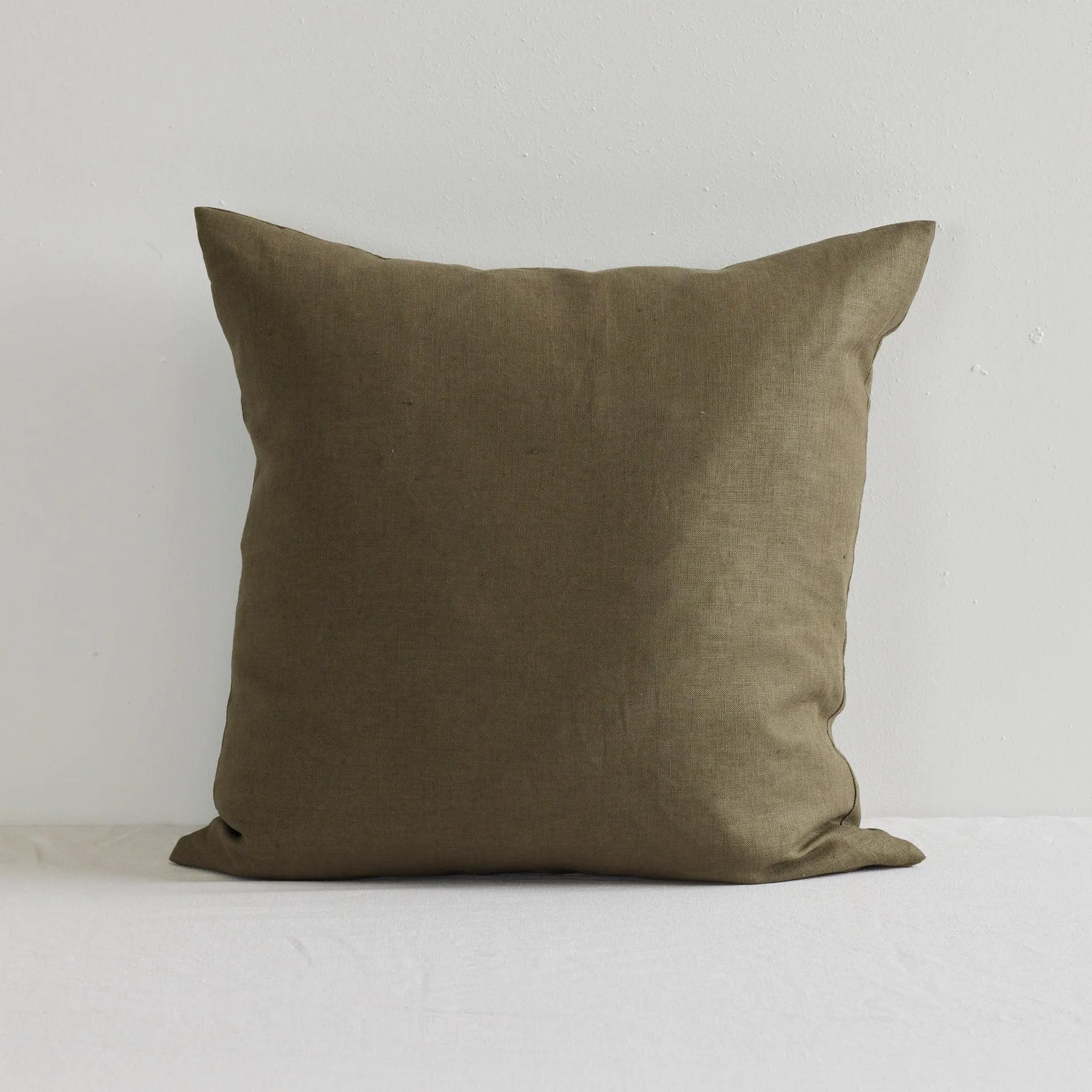 Jasper Linen Cushion - 50x50cm - Moss